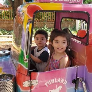 Meet your Posher, Dulce